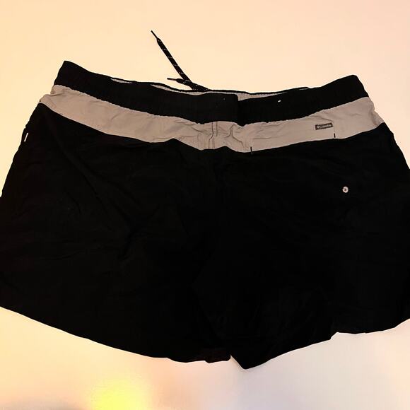Columbia Swim Shorts Xl Black-and Gray with pockets - Picture 2 of 4